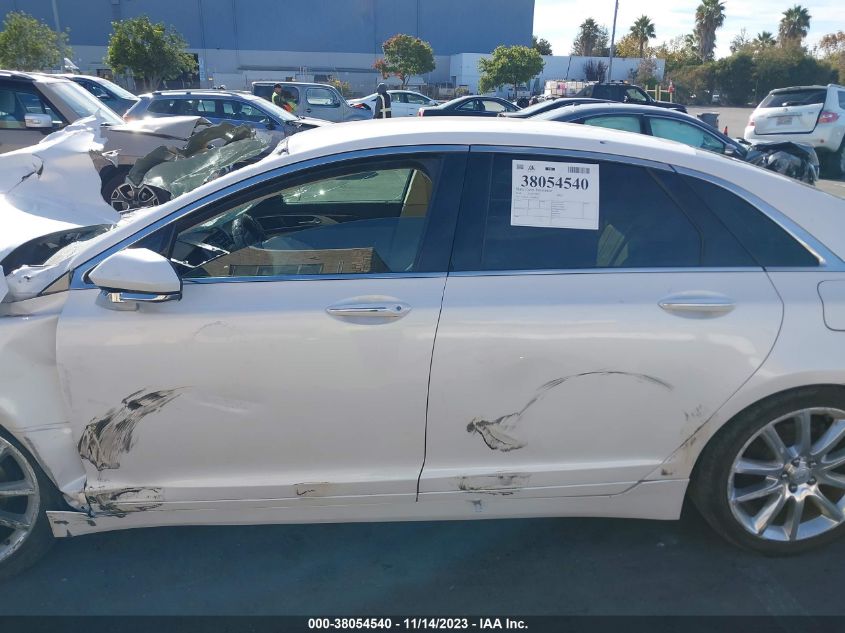 2015 LINCOLN MKZ HYBRID 3LN6L2LU7FR606542