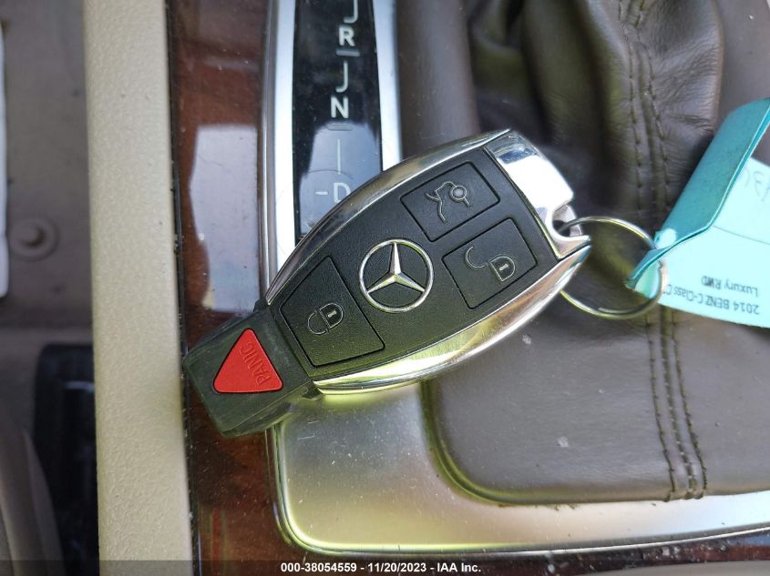 2014 MERCEDES-BENZ C 250 SPORT/LUXURY - WDDGF4HB8EA967330