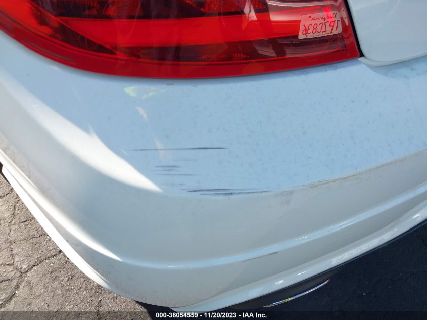 2014 MERCEDES-BENZ C 250 SPORT/LUXURY - WDDGF4HB8EA967330