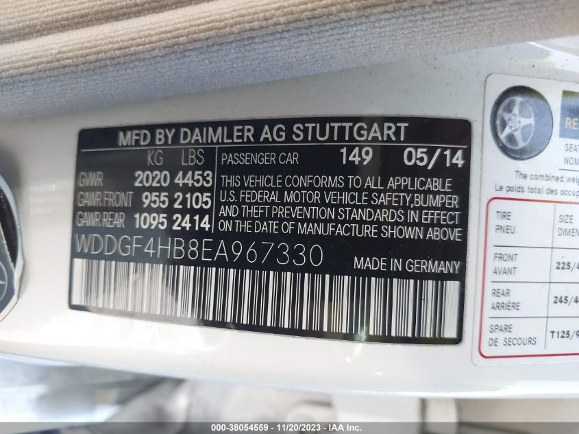 2014 MERCEDES-BENZ C 250 SPORT/LUXURY - WDDGF4HB8EA967330