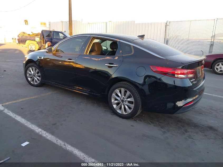 2018 KIA OPTIMA S - 5XXGT4L38JG246152