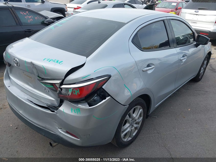 VIN 3MYDLBYV9HY166105 2017 TOYOTA YARIS IA