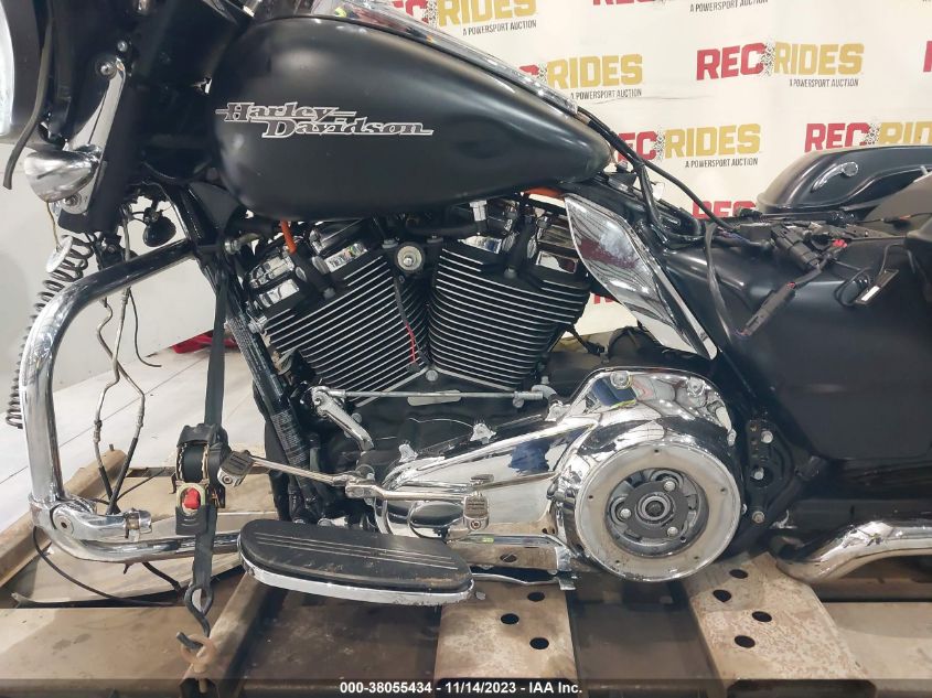2020 HARLEY-DAVIDSON FLHX - 1HD1KBC16LB620986