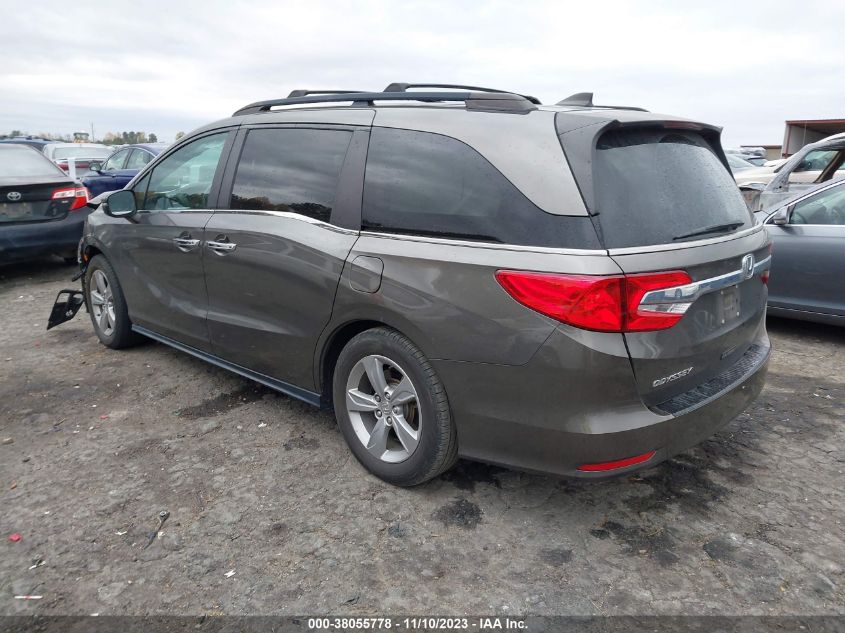 5FNRL6H76JB012935 2018 HONDA ODYSSEY, photo no. 3