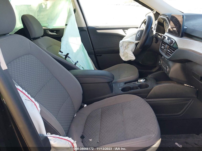 VIN 1FMCU9G68LUB82345 2020 FORD ESCAPE SE