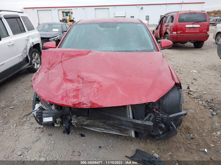 2018 HYUNDAI ELANTRA SEL/VALUE/LIMITED - 5NPD84LFXJH245247