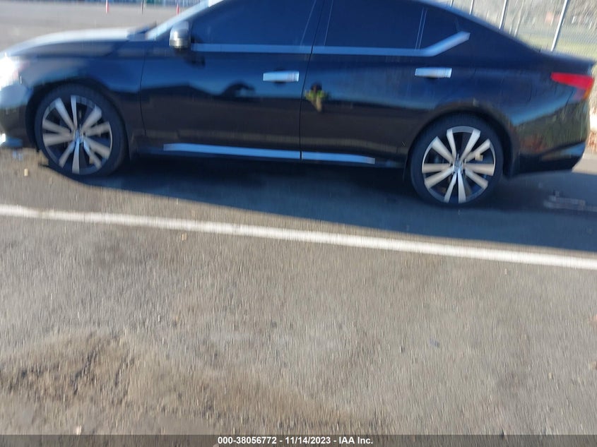 VIN 1N4BL4FW8KC132952 2019 NISSAN ALTIMA PLATINUM