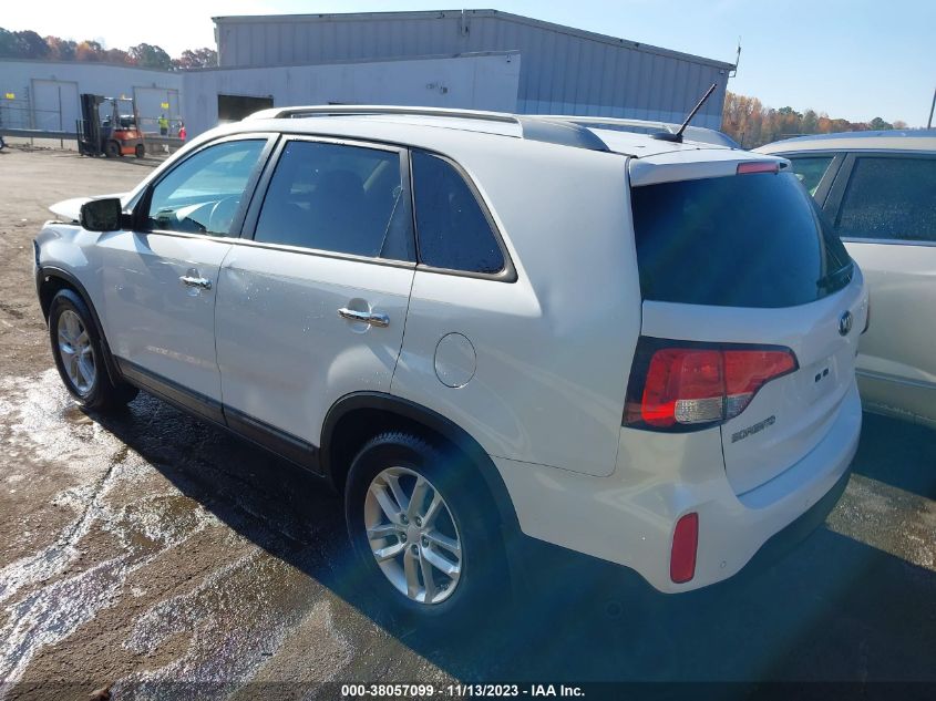 2015 KIA SORENTO LX - 5XYKT3A65FG615411