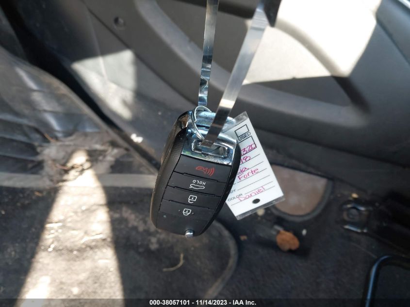 2018 KIA FORTE LX/S - 3KPFL4A7XJE267983