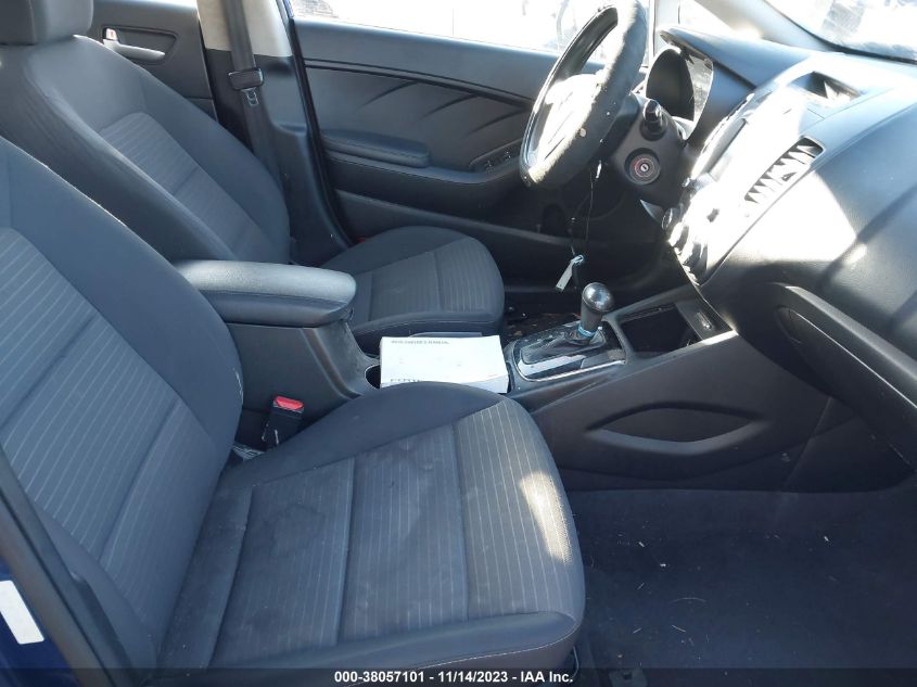 2018 KIA FORTE LX/S - 3KPFL4A7XJE267983