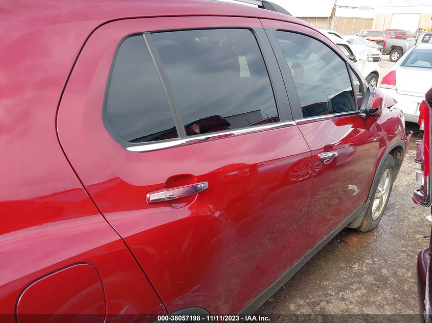 VIN 3GNCJLSBXJL382544 2018 CHEVROLET TRAX LT