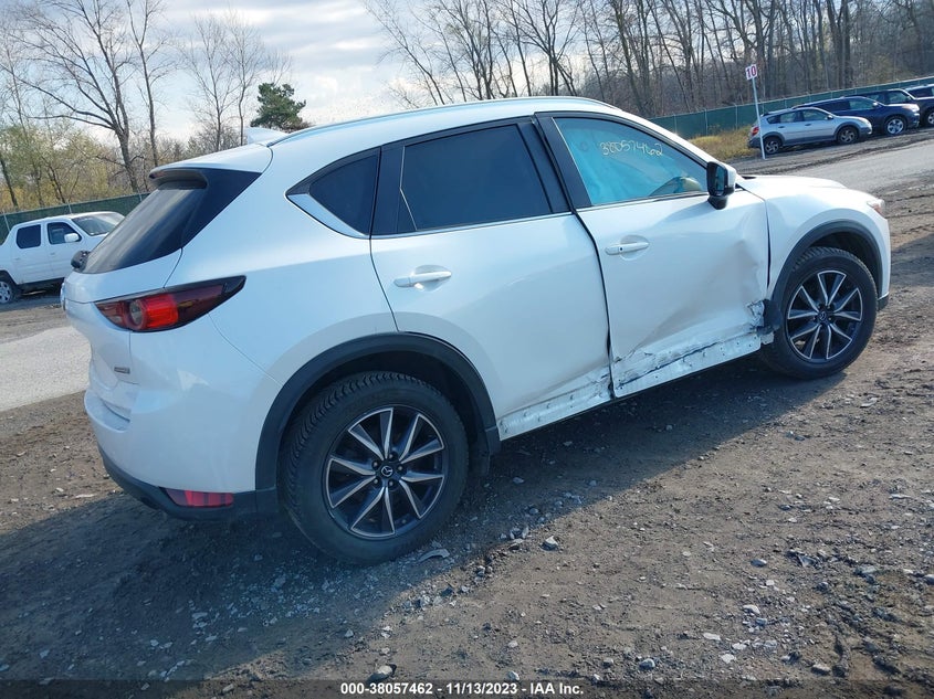 VIN JM3KFBCM7J0447807 2018 MAZDA CX-5 TOURING