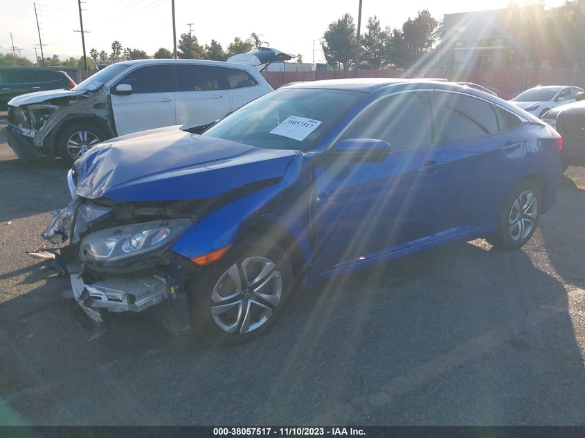 VIN 2HGFC2F55JH604657 2018 HONDA CIVIC LX