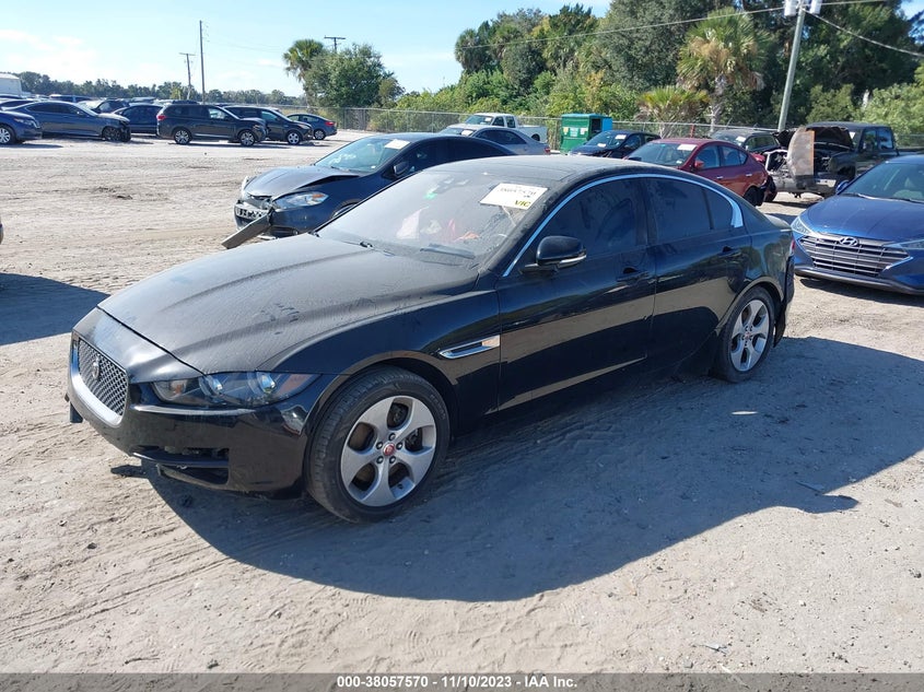 VIN SAJAR4FN0JCP33395 2018 JAGUAR XE