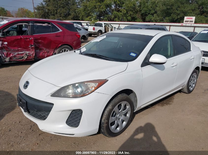 2013 MAZDA MAZDA3 I SPORT - JM1BL1U71D1769345