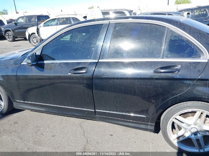 2013 MERCEDES-BENZ C 250 SPORT/LUXURY - WDDGF4HB5DA837357