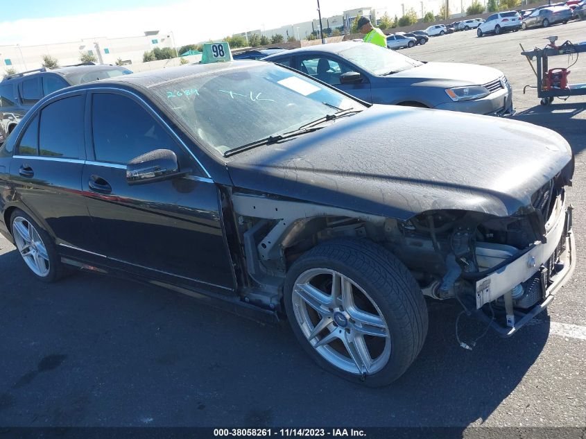 2013 MERCEDES-BENZ C 250 SPORT/LUXURY - WDDGF4HB5DA837357