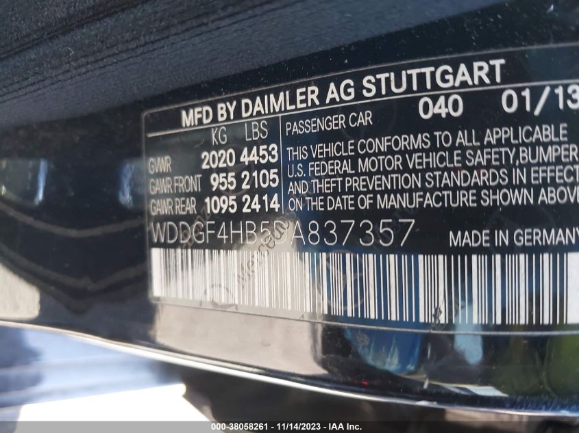 2013 MERCEDES-BENZ C 250 SPORT/LUXURY - WDDGF4HB5DA837357