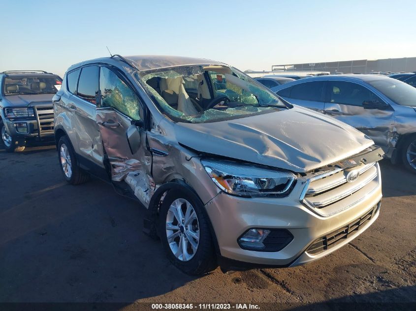 2017 FORD ESCAPE SE - 1FMCU0G96HUE74489