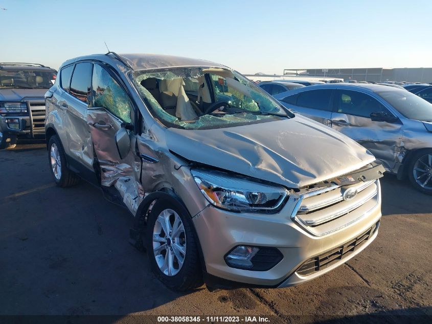 2017 FORD ESCAPE SE - 1FMCU0G96HUE74489