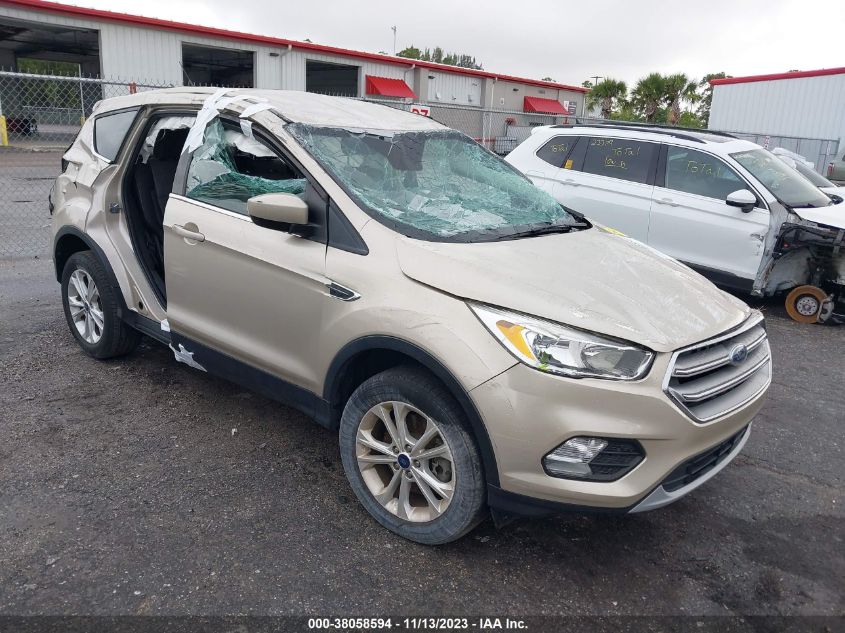 2017 FORD ESCAPE SE - 1FMCU9GD9HUF01225