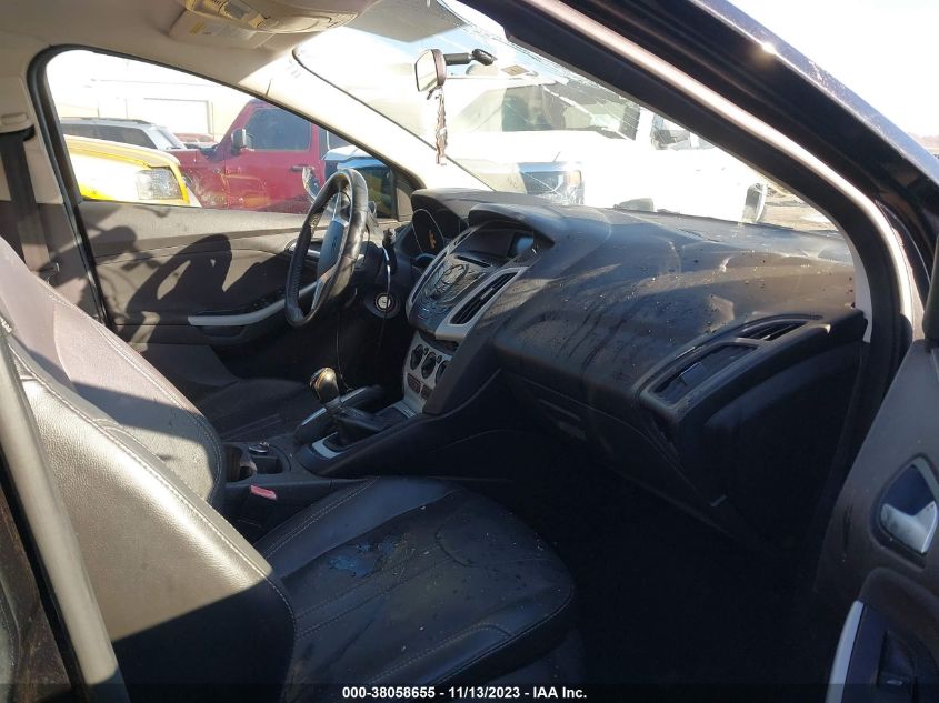 2013 FORD FOCUS SE - 1FADP3K24DL199965