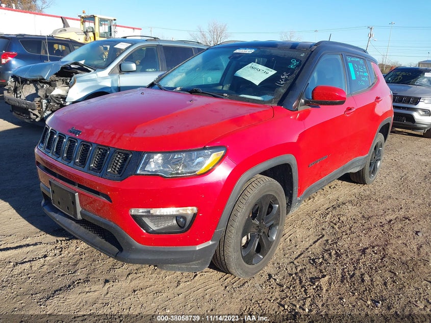 VIN 3C4NJDBB2JT395571 2018 JEEP COMPASS LATITUDE