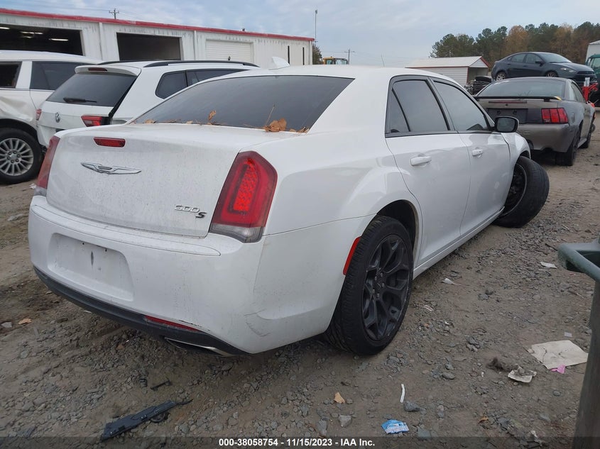 VIN 2C3CCABG9KH585488 2019 CHRYSLER 300 S
