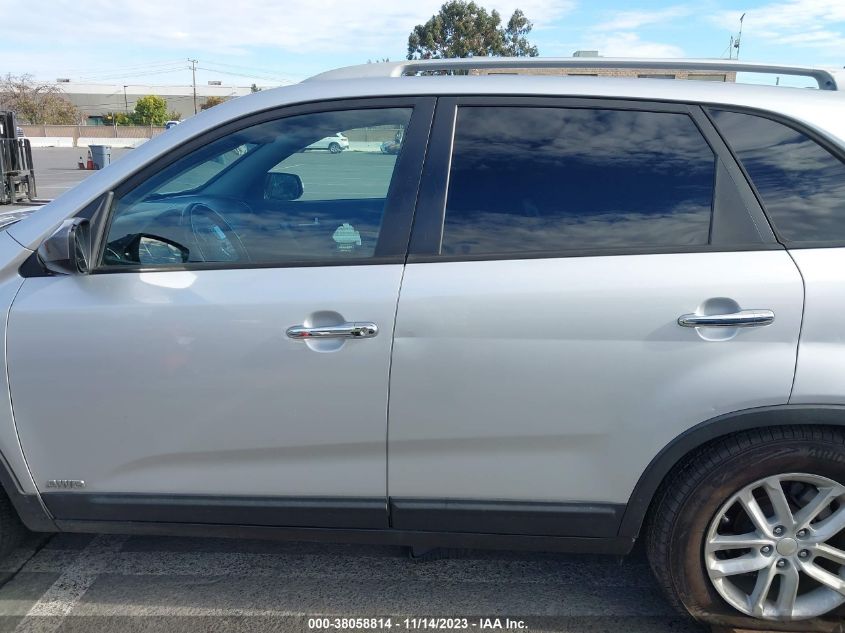 2014 KIA SORENTO LX - 5XYKTCA67EG465008