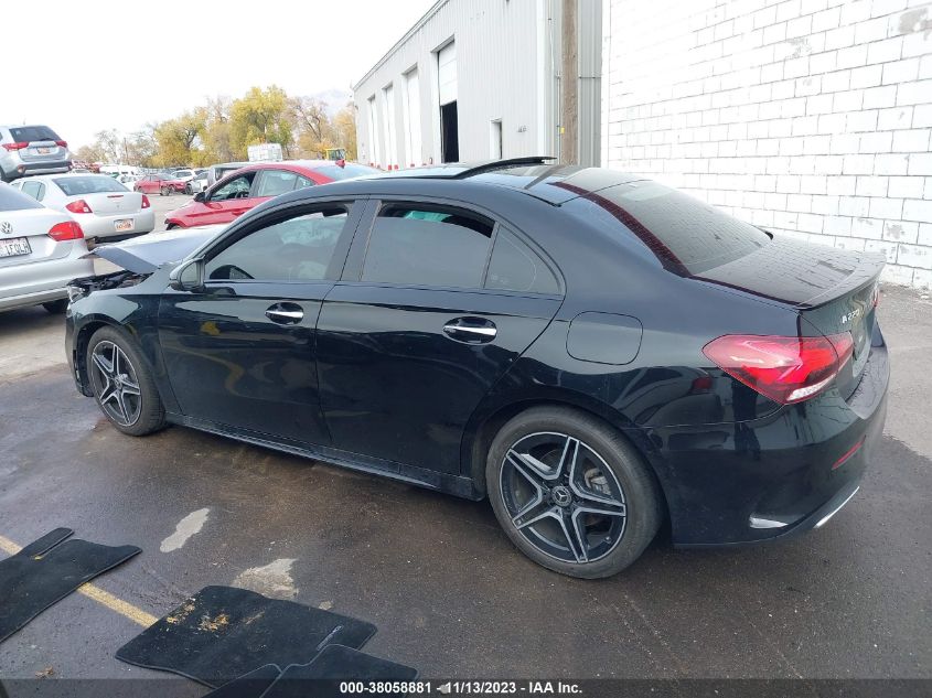 2021 MERCEDES-BENZ A 220 4MATIC W1K3G4FB6MJ262152