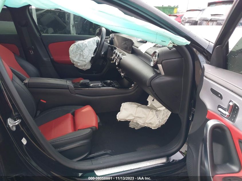 2021 MERCEDES-BENZ A 220 4MATIC W1K3G4FB6MJ262152