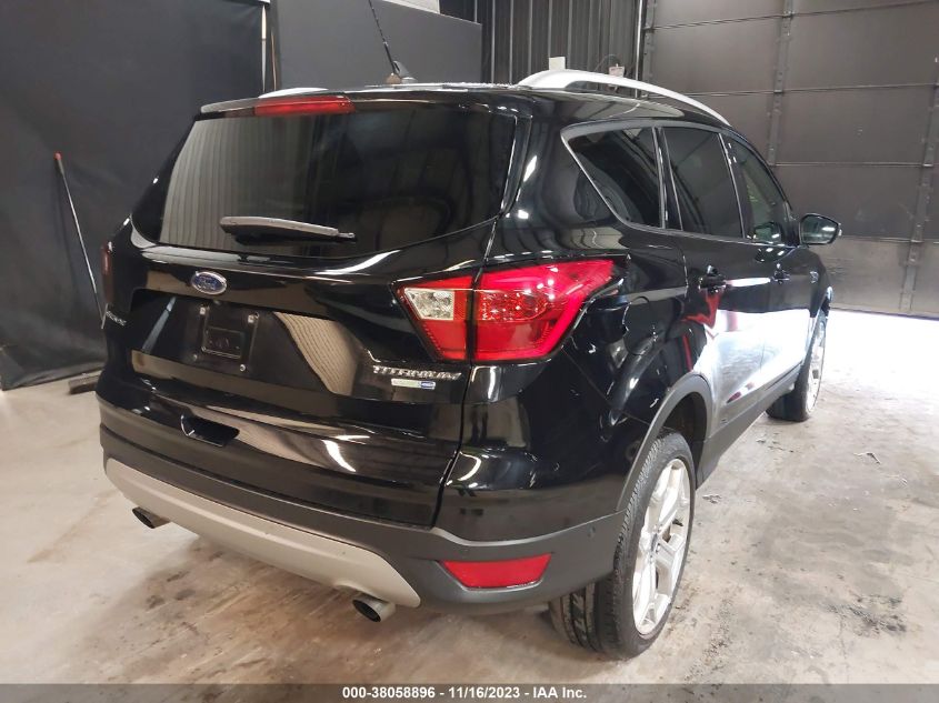 2019 FORD ESCAPE TITANIUM - 1FMCU9J9XKUB91419