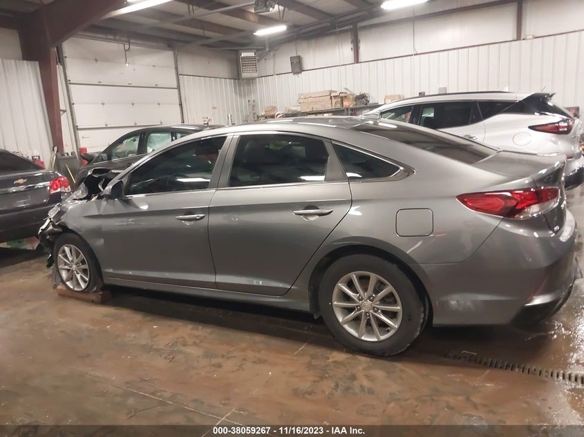VIN 5NPE24AFXKH781450 2019 HYUNDAI SONATA SE