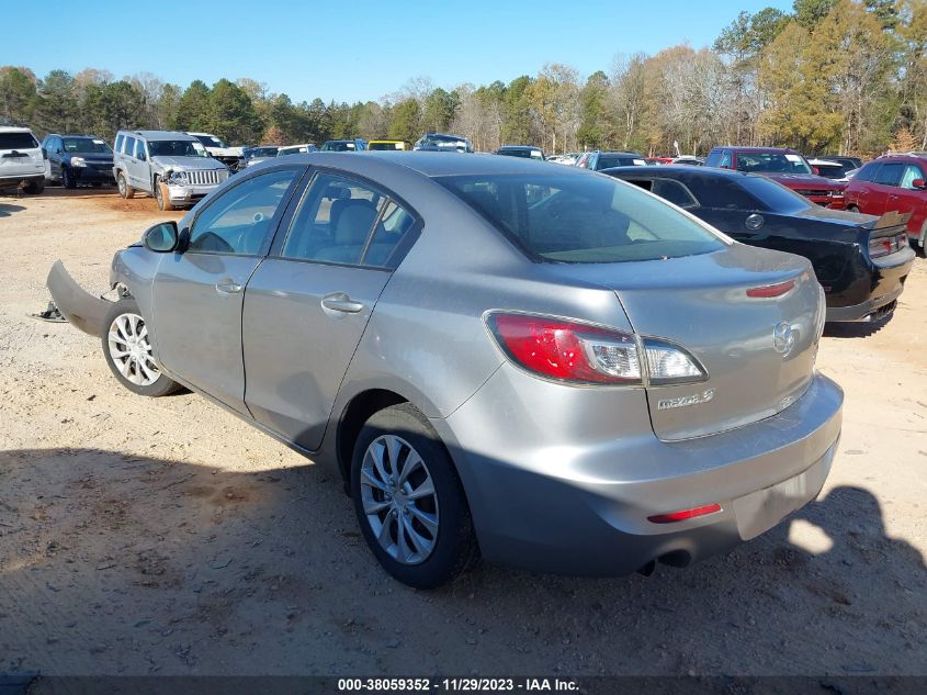 2013 MAZDA MAZDA3 I SPORT - JM1BL1U7XD1741849