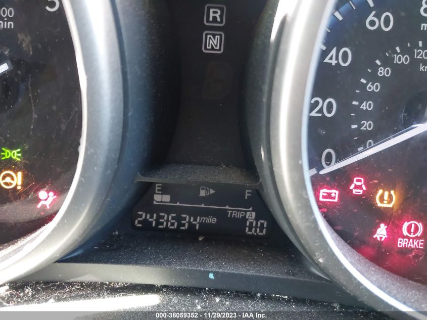 2013 MAZDA MAZDA3 I SPORT - JM1BL1U7XD1741849