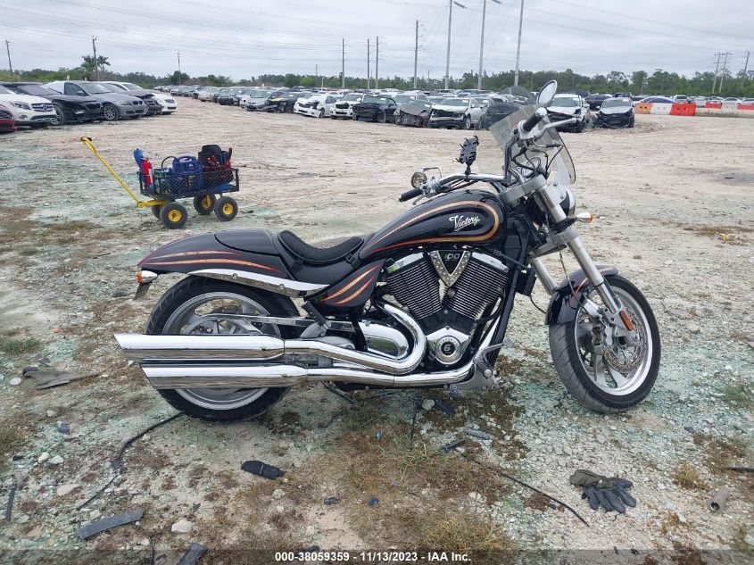 2005 VICTORY MOTORCYCLES HAMMER - 5VPHB26D753011698