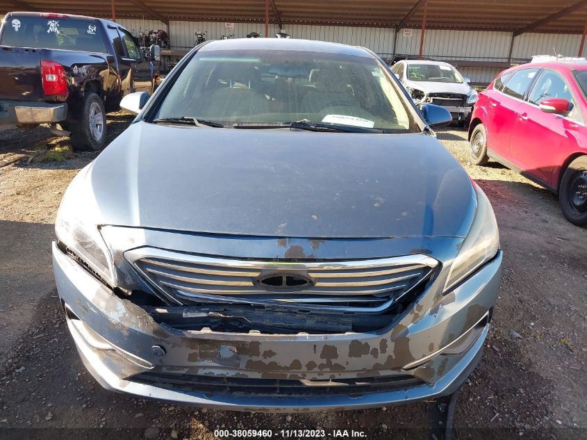 2016 HYUNDAI SONATA 2.4L SE - 5NPE24AF3GH282397