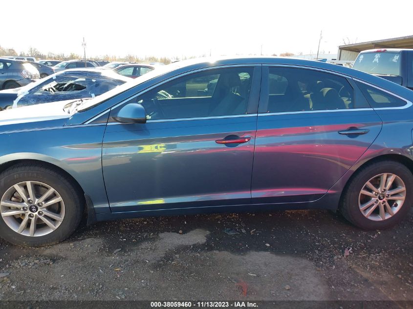 2016 HYUNDAI SONATA 2.4L SE - 5NPE24AF3GH282397