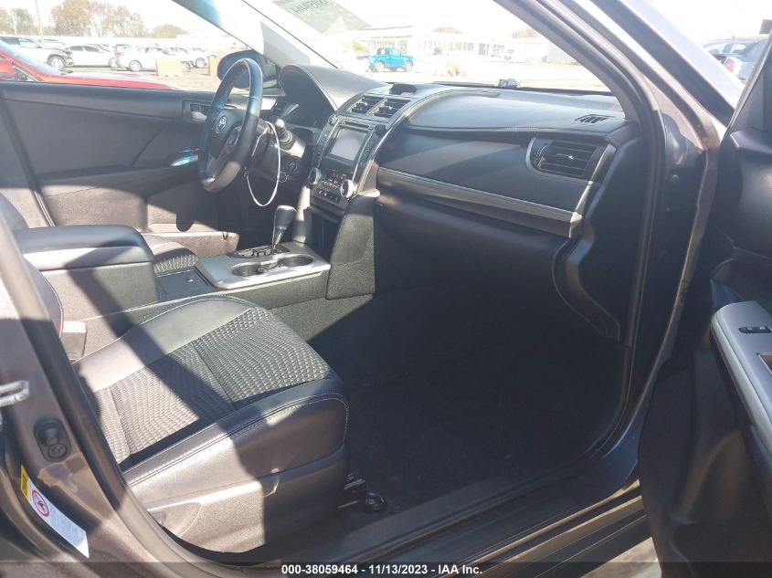 2014 TOYOTA CAMRY SE - 4T1BF1FK7EU300636