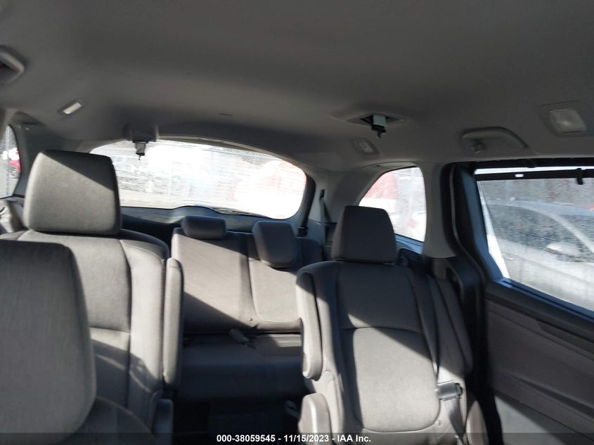 VIN 5FNRL6H57KB103017 2019 HONDA ODYSSEY EX