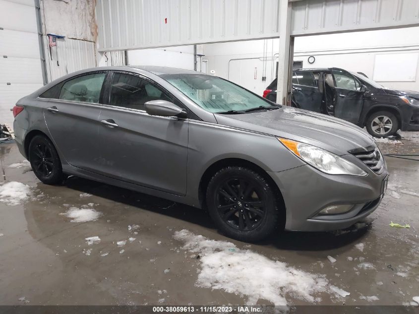 2013 HYUNDAI SONATA GLS - 5NPEB4AC6DH755419