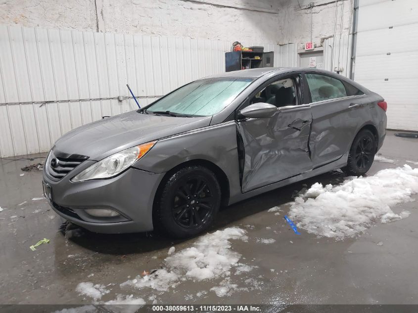 2013 HYUNDAI SONATA GLS - 5NPEB4AC6DH755419