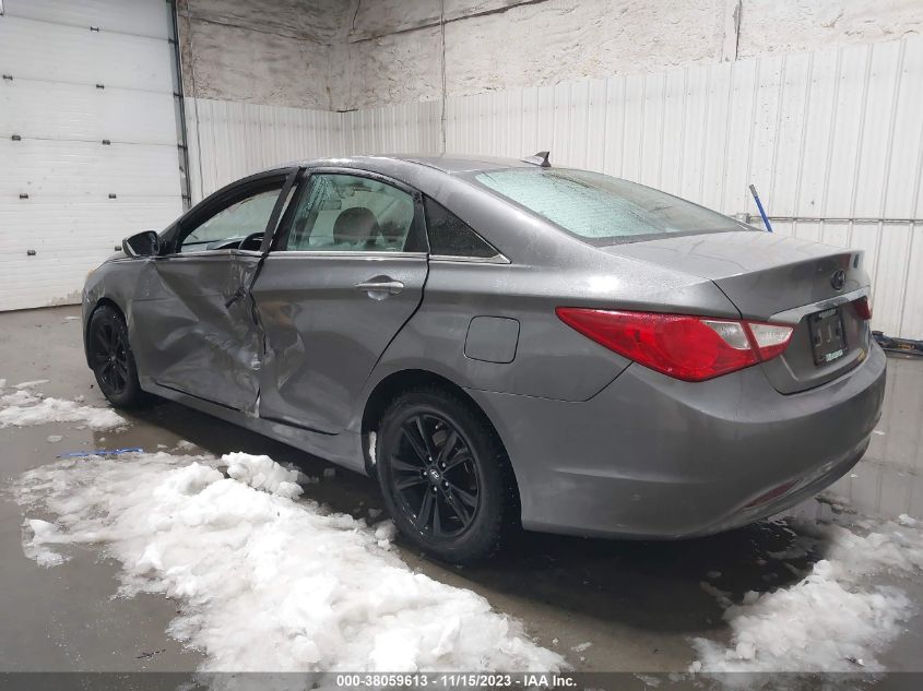 2013 HYUNDAI SONATA GLS - 5NPEB4AC6DH755419