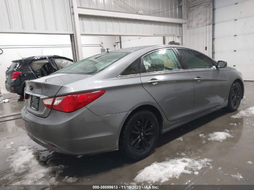2013 HYUNDAI SONATA GLS - 5NPEB4AC6DH755419