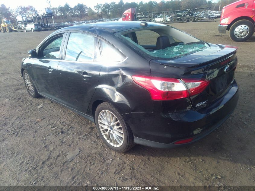 2014 FORD FOCUS TITANIUM - 1FADP3J21EL215185