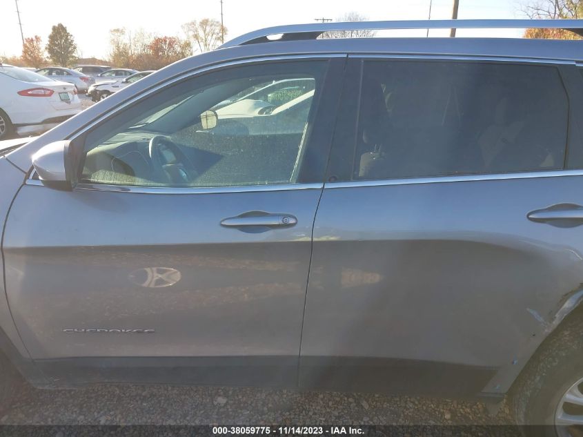 2019 JEEP CHEROKEE LATITUDE FWD - 1C4PJLCB8KD454339