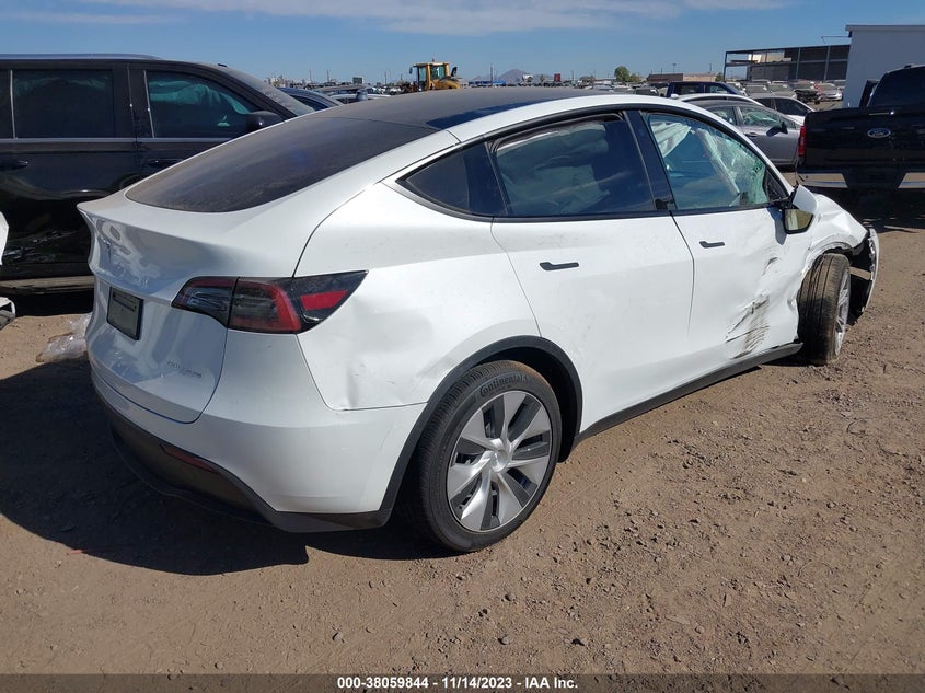 VIN 7SAYGAEE3PF687966 2023 TESLA MODEL Y