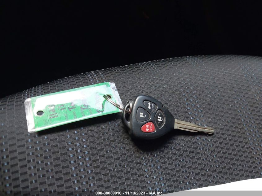 2013 TOYOTA COROLLA S/LE - 2T1BU4EEXDC982382