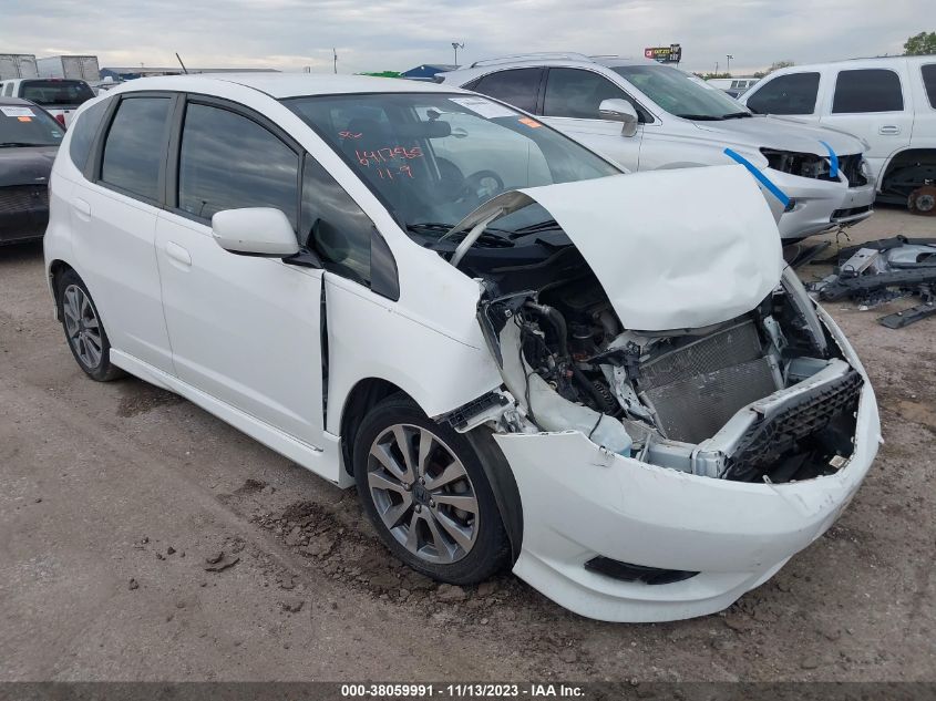 2013 HONDA FIT SPORT - JHMGE8H66DC080379