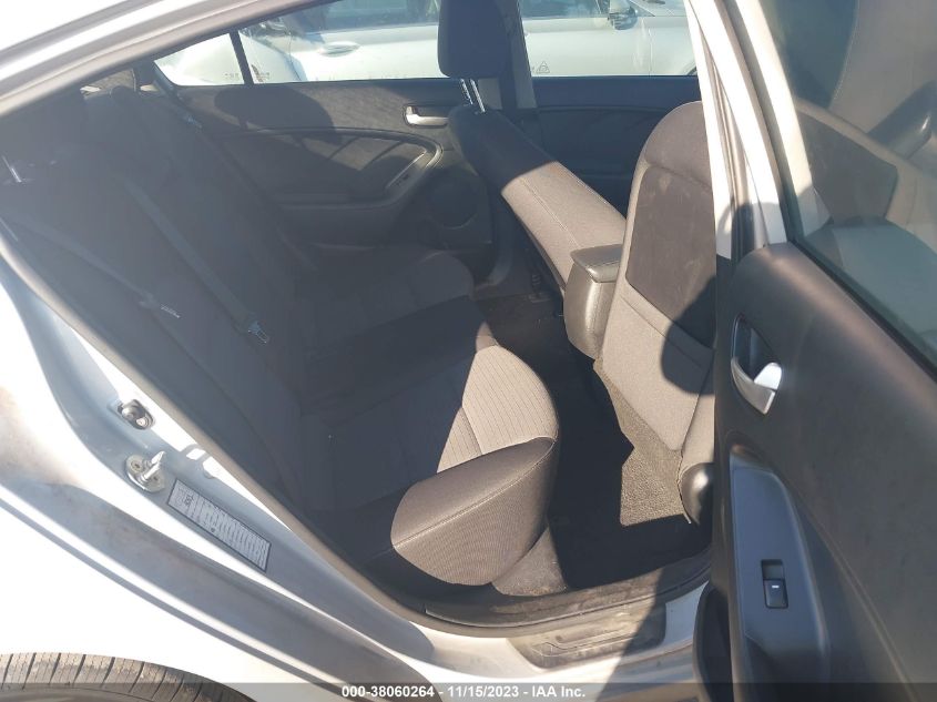 2018 KIA FORTE LX/S - 3KPFL4A74JE178894